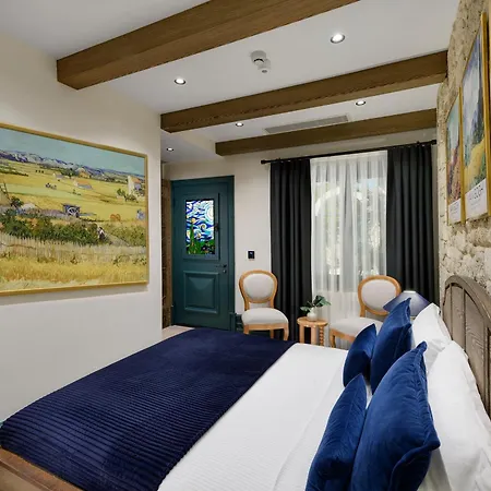 Tinspiro Hotel *